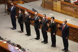 8 Calon Dewan Komisioner OJK, Yuk Cek Profilnya di Sini