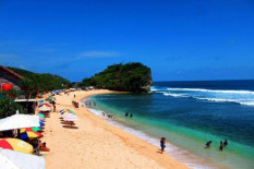 Fashion Show Batik Digelar di Pantai Sepanjang 3-4 Juni 2023