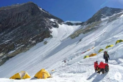 Belasan Pendaki Tewas di Puncak Everest, Ini Penyebabnya...
