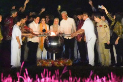 Lepas Lampion, Erick Sebut Waisak Momen Spesial Perkuat Persatuan Bangsa