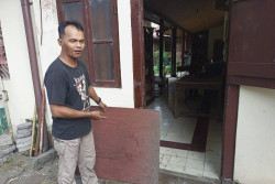 Meja dan Kursi Bersejarah Peninggalan Ki Hajar Dewantara Rusak akibat Tawuran di Jogja