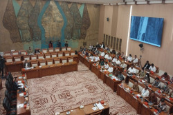 DPR Semprot Bos Smelter Nikel China saat Rapat