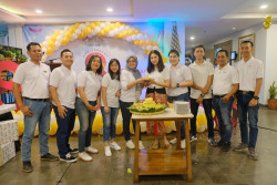 Burz@ Hotel Yogyakarta Rayakan Hari Jadi ke-8