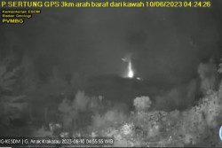 Krakatau Erupsi! Abu Vulkanik Setinggi 2.000 Meter