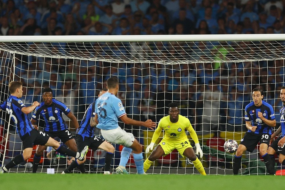Pep Guardiola Raih Treble Kedua, Lukaku Diserbu Warganet