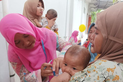 Peduli Gizi Ibu dan Balita, Alfamart Gandeng Cussons Gelar 96 Titik Posyandu