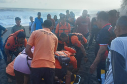Wisatawan asal Magelang Terseret Ombak di Pantai Baru Bantul, Begini Kondisinya