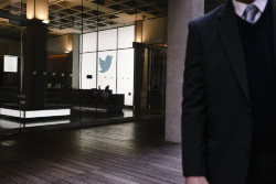 Twitter Batasi Jumlah DM Pengguna Gratisan, Apa Saja?