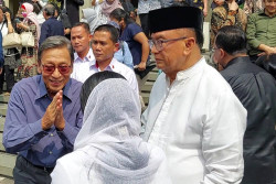 Upacara Penghormatan Prof. Sri Adiningsih, Sejumlah Tokoh Sampaikan Duka Mendalam