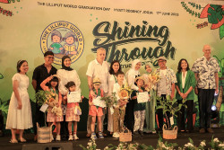 The Lilliput World Menggelar Wisuda dengan Cara Unik dan Berbeda