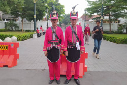Jadi Daya Tarik Pariwisata, Bregada Jaga Malioboro Juga Kenalkan Budaya Jogja pada Wisatawan