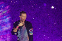 Jadwal GBK 15 November Bentrok, Konser Coldplay atau Piala Dunia U-17?