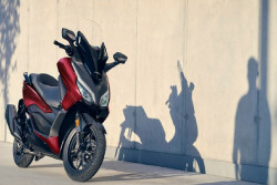 Skutik Honda Forza Tampil Makin Menawan, Harga Hartawan