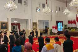 Jokowi Resmi Lantik 12 Dubes, Ada 2 Nama Wartawan Senior