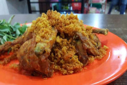 Harga Daging Ayam Terus Meroket, Menu Ayam di Warteg Terancam Lenyap