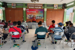 Tingkatkan Peluang Usaha, Warga Keparakan Jogja Dilatih Sablon