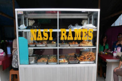 Dijamin Enak! Jajal 3 Rekomendasi Warung Nasi Rames Ini di Jogja