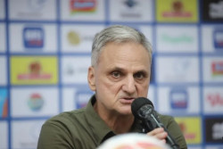 Liga 1, Mihail: PSS Sudah Berada di Jalur yang Tepat