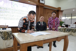ASN Sleman Tandatangani Pakta Integritas Netralitas dalam Pemilu 2024