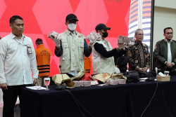 KPK Tetapkan Kepala Basarnas Marsdya Henri Alfiandi Tersangka Dugaan Suap