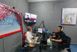 Kisah Sukses Pemilik Rocket Chicken, Dapat Nama Brand saat Mandi