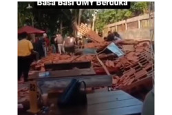 Kafe di Bantul Tiba-tiba Ambruk Timpa Pengunjung, 5 Orang Terluka