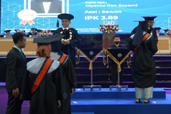 Alumni Diminta Berperan Bagi Mahasiswa Baru Lulus