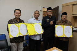 Pemkab Sleman Serahkan Dana Hibah Rp58,5 M untuk Pilkada 2024