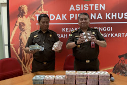 Kasus Mafia Tanah Kas Desa, Krido Suprayitno Dua Kali Mengembalikan Uang Suap