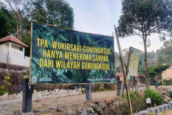 Cegah Truk Sampah Luar Gunungkidul Masuk, Pemkab Pasang Banner Larangan di Patuk