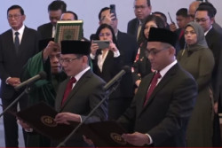Agusman dan Hasan Fawzi Jabat Dewan Komisioner OJK