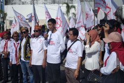 Korban Apartemen Malioboro City Gelar Aksi di Tugu Jogja dan Titik Nol, Ini Tuntutannya