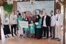 Milad ke-1, BSI Maslahat Kantor Perwakilan Semarang Bahagiakan Yatim Dhuafa di Saloka Theme Park