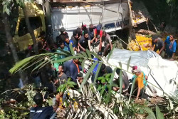 Truk Terguling ke Jurang Kalibawang, Satu Orang Meninggal Dunia