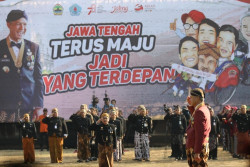 Peringatan HUT ke-78 Provinsi Jawa Tengah di Alun-Alun Brebes  Penuh Haru