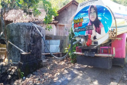 Puncak Kemarau, Pesanan Tangki Air di Gunungkidul Laris Manis, Segini Harganya