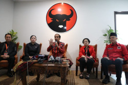 Siapa Sosok Pj Gubernur Jateng Pengganti Ganjar? Ini Kata Jokowi