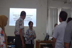 Jaring Kolaborasi Multipihak, DLHK DIY Gandeng LSM Untuk Tangani Sampah Bersama