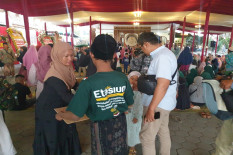Aksi Pembagian Susu Kambing Etawa di Ponpes Gus Miftah Pecahkan Rekor Muri