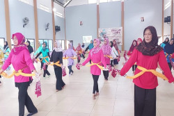 Program Srikandi Lansia Menari Wujudkan Lansia Sehat dan Bahagia