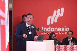 Luhut Sebut Krisis Iklim Berdampak ke Kemiskinan dan Dunia Terancam Rugi Rp325 Kuadriliun