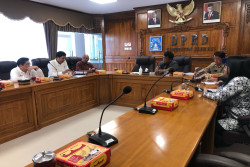 Belum Dapat Akta Jual Beli, Perwakilan Pemilik Apartemen Malioboro City Mengadu ke DPRD Sleman