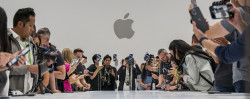 Perbedaan iPhone 15 Pro Max dan iPhone 14 Pro Max