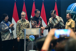 Bursa Karbon Resmi Meluncur, Bagaimana Nasib Emiten Energi Fosil?