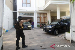 KPK Geledah 2 Rumah Pribadi Mentan Syahrul Yasin Limpo