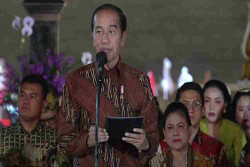 Jokowi Ungkap Alasan Butuh Tambahan Stok Beras 1,5 Juta Ton