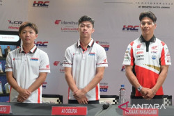Pebalap Moto2 Ai Ogura Makan Ssoto Jelang Balapan di Mandalika