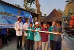 LDII DIY Dropping Air Bersih Hasil Pilah Sampah Anorganik