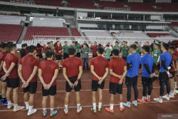 Presiden Nonton Langsung Laga Indonesia vs Brunei