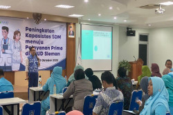 Tingkatkan Pelayanan, Karyawan RSUD Sleman Sekarang Wajib Full Senyum